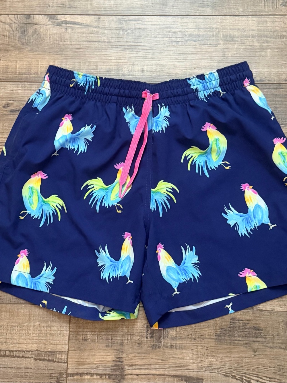 chubbies Navy Floral Rooster Swim Trunks